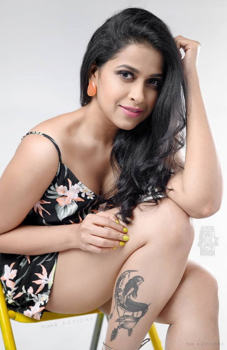 Malayalam Actress Sadhika Venugopal Photos